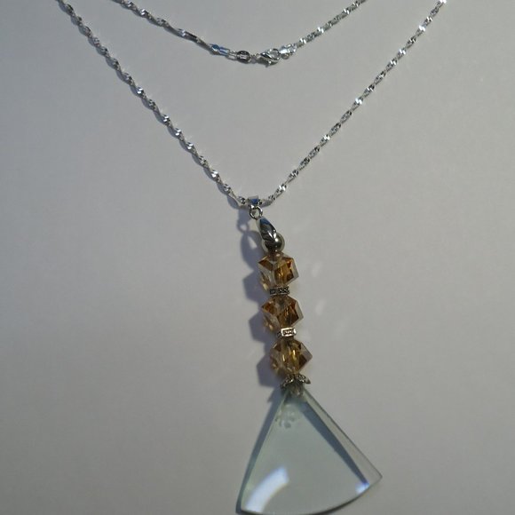 Magnifying Glass Triangle Shape Champagne Crystal Handle Pendant Necklace - Picture 9 of 11